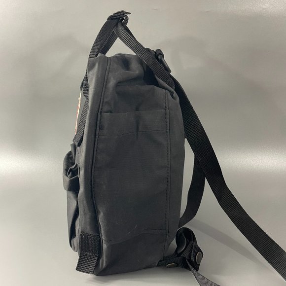 FJALLRAVEN Kanken Mini Backpack- Black main image 7